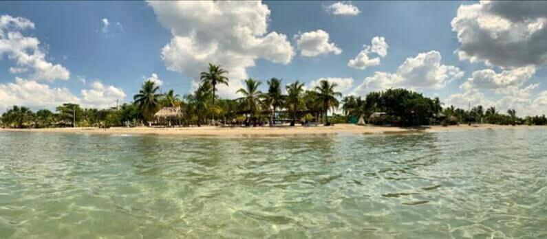 Mar Amar Casa De Playa Otel Coveñas Dış mekan fotoğraf